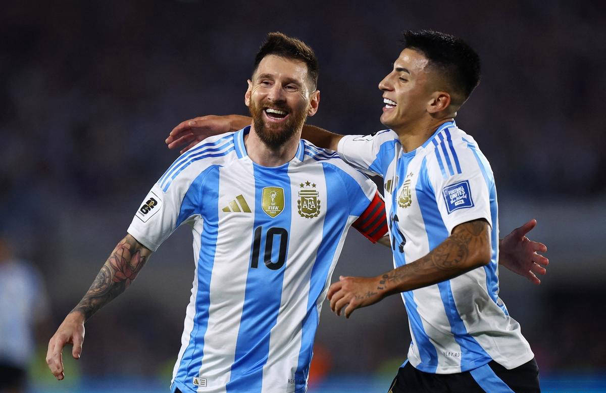 阿根廷与巴西的名将在赛场上交锋