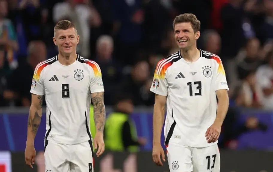 爱游戏app下载-包含德国意外逆袭成功,挺进欧洲联赛决赛的词条