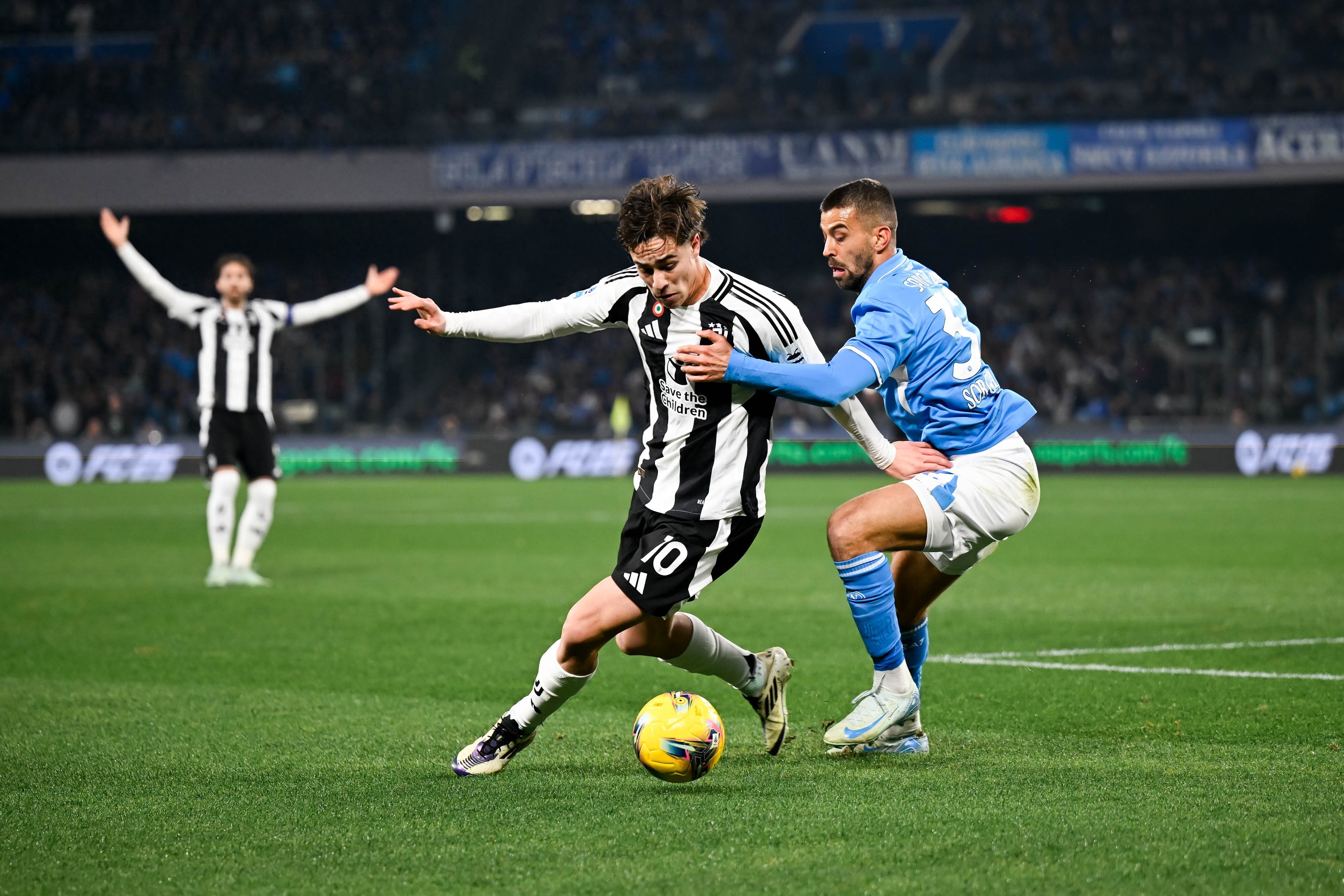 尤文图斯门将神扑,助球队取胜的简单介绍 尤文图斯门将神扑,助球队取胜的简单介绍