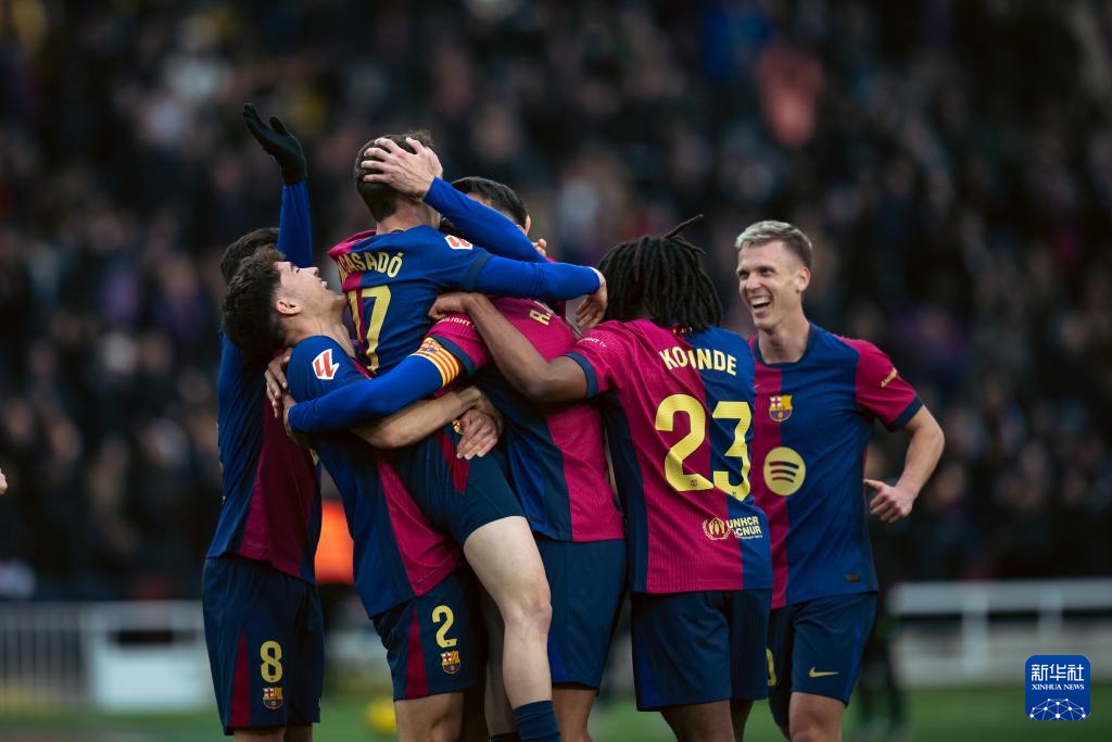 爱游戏活动-西班牙豪门巴塞罗那在西甲比赛中连战连胜