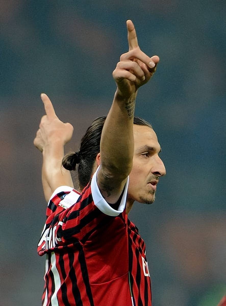 爱游戏在线-包含AC米兰击败切沃,保持不败纪录的词条