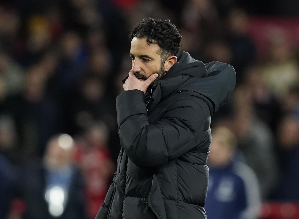 爱游戏下载-皇马主帅备战关键战役，施密特或获赛季最佳教练的简单介绍